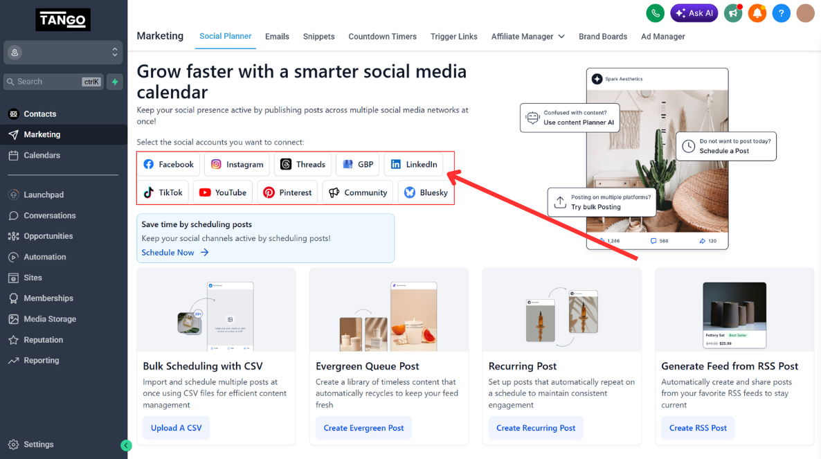 The social planner with the social portal icons
